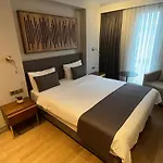 Kings Cross 3*